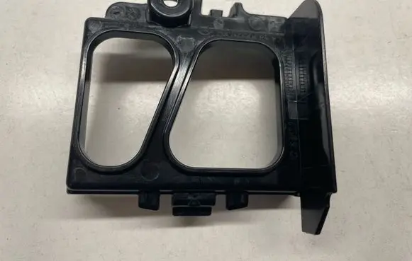 Mercedes-Benz E W213 Front bumper mounting bracket A2138855904 2138855904