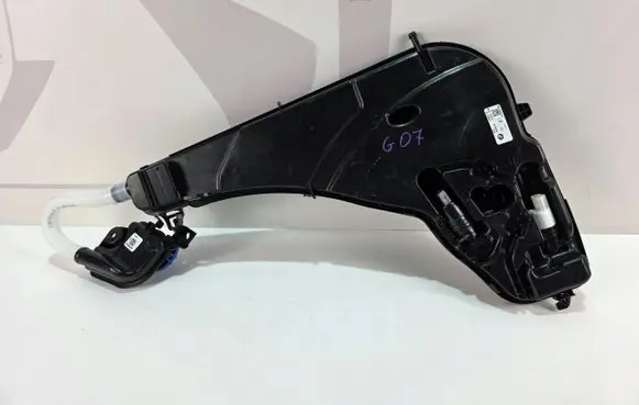 BMW X5 G05 Windshield washer fluid reservoir/tank ZBIORNICZEK