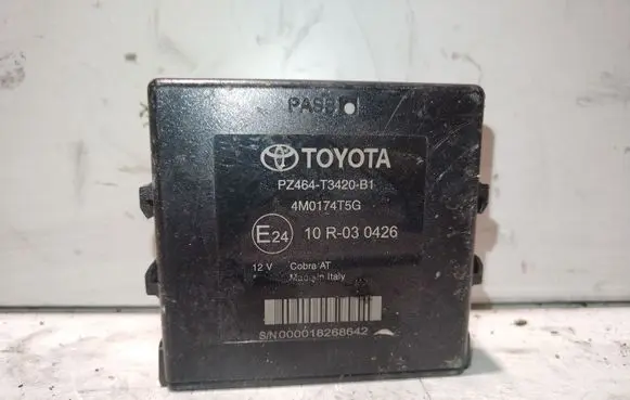 Toyota Avensis T270 Parking PDC control unit/module 4M0174T5G PZ464T3420B1