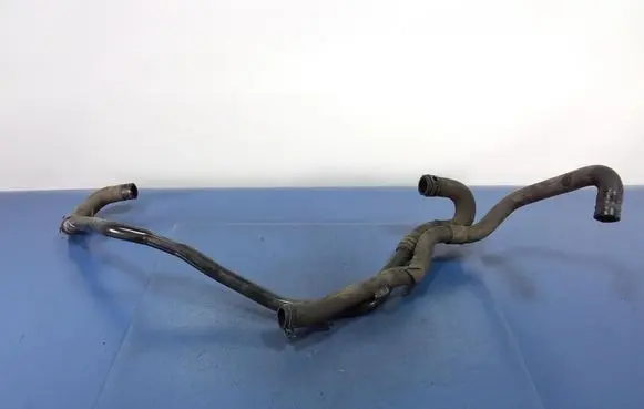 Volkswagen Golf Plus Engine coolant pipe/hose 5N0121070F