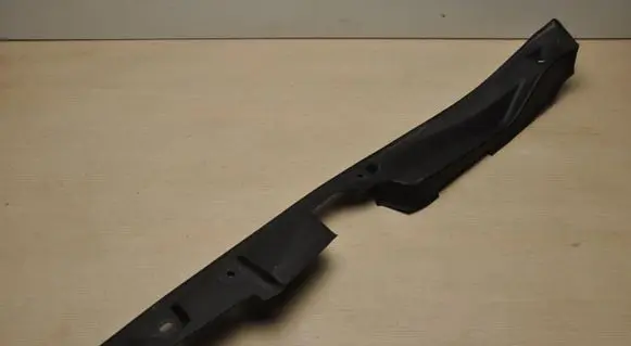 BMW 2 F44 Fender end trim 7450920