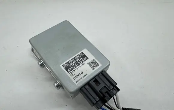 Toyota Yaris Cross Fuel injection pump control unit/module 8957052080
