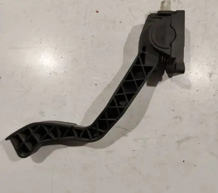 Peugeot 307 Accelerator throttle pedal 0280752251 9646702180
