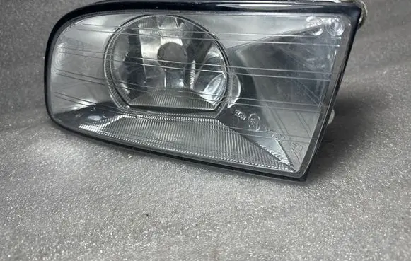 Skoda Octavia Mk1 (1U) Front fog light 1Z0941699 VP4SHX1520 1Z0941701A