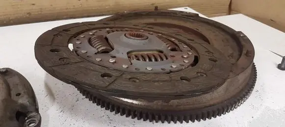 Peugeot 308 Clutch set kit 124037610 324038910 9639780480