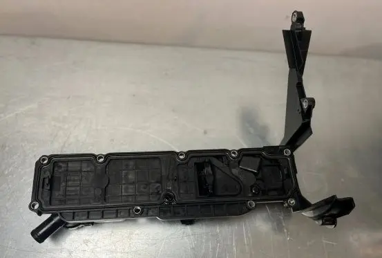 Volvo V60 Rocker cam cover 9689112980 M06042A153