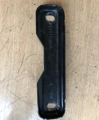Mercedes-Benz R W251 Battery bracket 2516160018