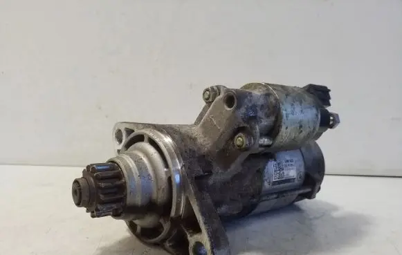 Volkswagen Tiguan Starter motor 02E911024J
