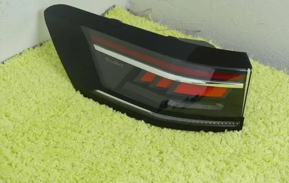 Rear/tail lights