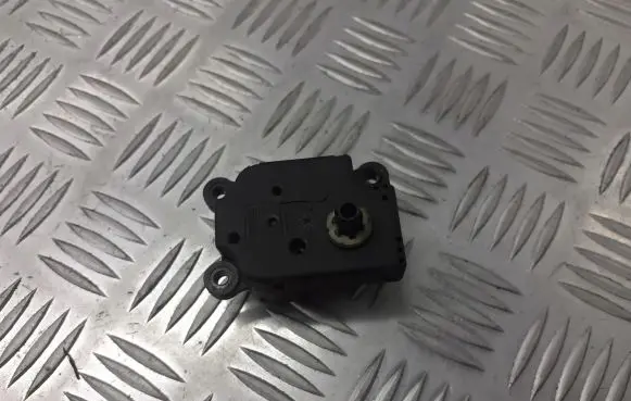 Citroen C5 A/C air flow flap actuator/motor EAD515