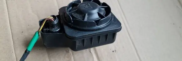 Audi A4 S4 B9 Alarm system siren 5Q0951605A 28523571