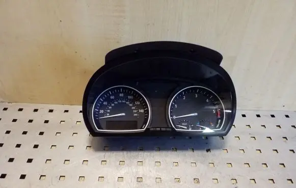 BMW X3 E83 Speedometer (instrument cluster) 1040781 341611702