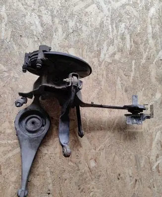 Volvo V60 Rear wheel hub spindle/knuckle 60915A969