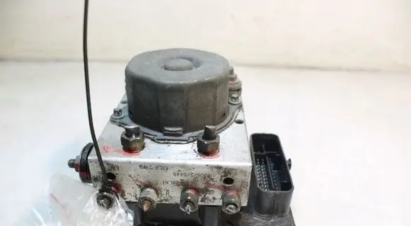 Suzuki Swift II ABS Pump 2265106455