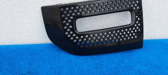 Land Rover Defender Front bumper lower grill L8B2-15B216-A