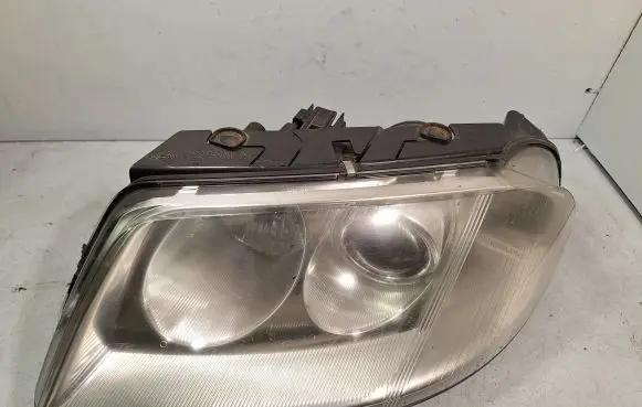 Volkswagen PASSAT B5.5 Headlight/headlamp 206244