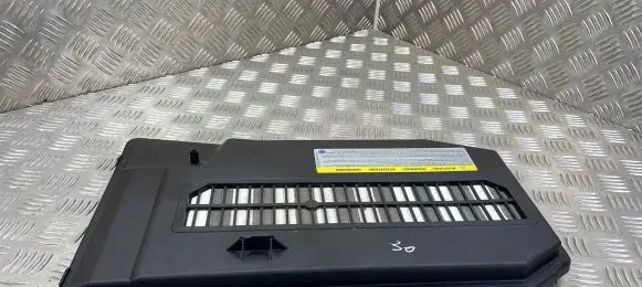Porsche Cayenne (92A) Battery box tray cover/lid 7L0864643B