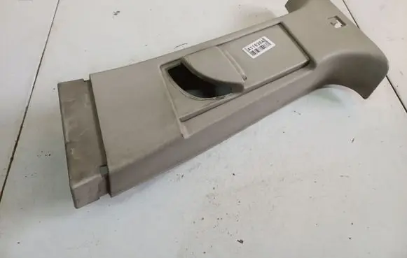 Fiat Freemont (B) pillar trim (top) 100000322