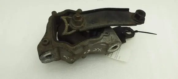 Volvo XC60 Engine mount bracket 6G926P082LB 6G926P082AB