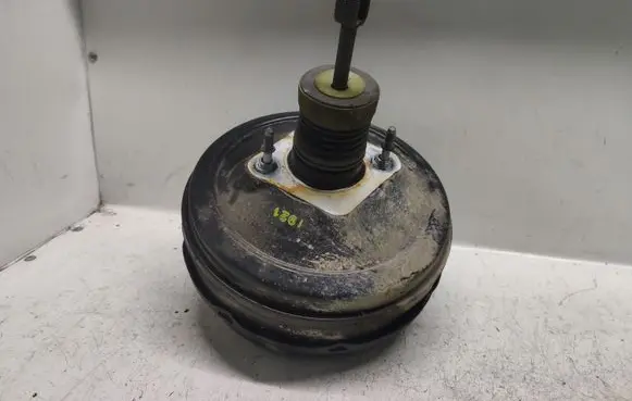 Opel Vectra C Brake booster 13126710