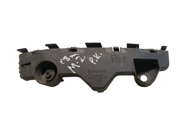 Front bumper mounting bracket