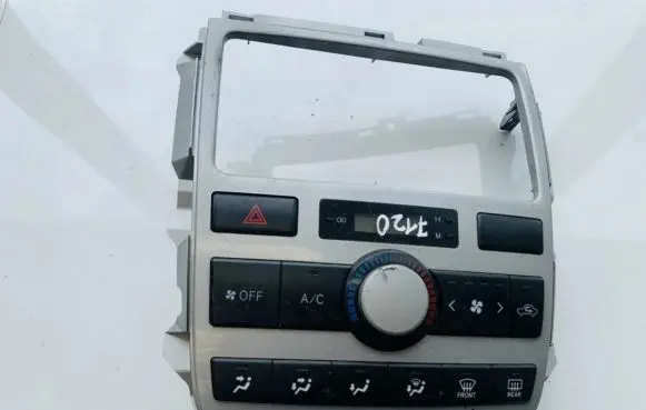 Toyota Avensis Verso Climate control unit 5590044270 55900-44270