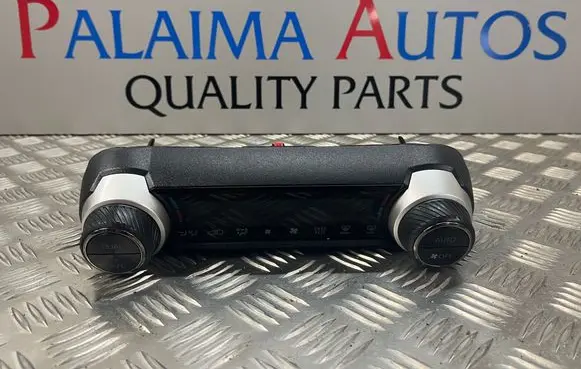 Toyota RAV 4 (XA50) Climate control unit 55900