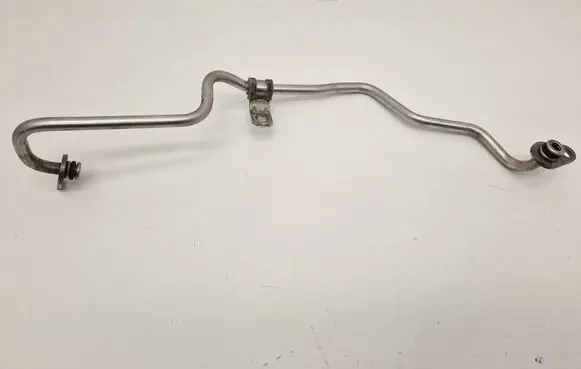 Volkswagen Golf VII Turbo turbocharger oiling pipe/hose 04E145140E
