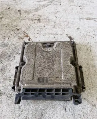 Peugeot 206 Engine control unit/module 9637089980 0281010250 EDC15C2
