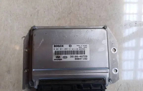 KIA Sorento Engine control unit/module 391004a720