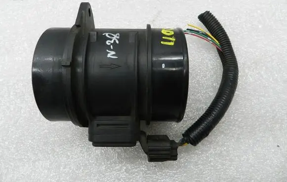 Nissan Navara D40 Mass air flow meter 226805X20A 8200838066