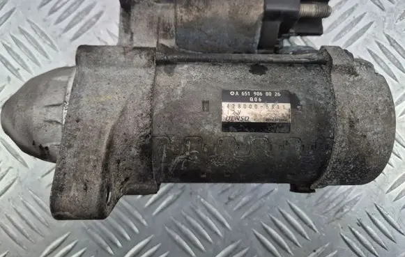 Mercedes-Benz Sprinter W906 Starter motor A6519060026 4280005311