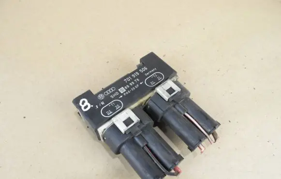Volkswagen Transporter - Caravelle T4 Coolant fan relay 701919506 899978