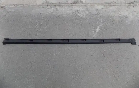 Audi Q4 e-tron Sill/side skirt trim 89A825211