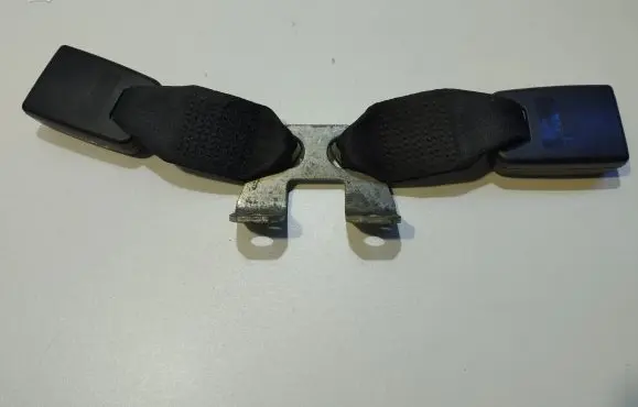 Ford Fiesta Rear seatbelt buckle 2S6AA613K21AD