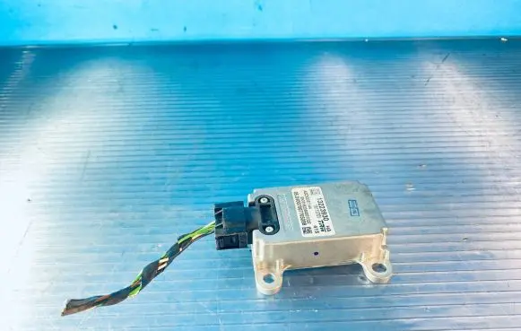 Opel Signum ESP acceleration yaw rate sensor 13223930 15113701 A2C53081144