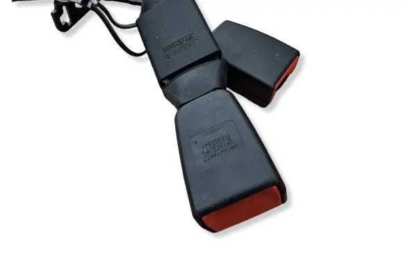 Peugeot 3008 II Rear seatbelt buckle 9809478677