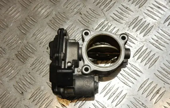 BMW 5 F10 F11 Throttle valve 7810752 46138