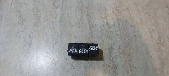 Peugeot 508 ESP (stability program) switch 96661579XT