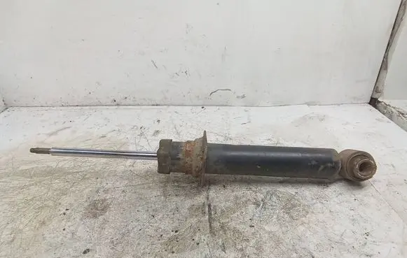 Peugeot 407 Front shock absorber/damper