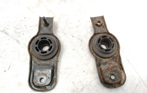 Chevrolet Tacuma Radiator mount bracket 96553258