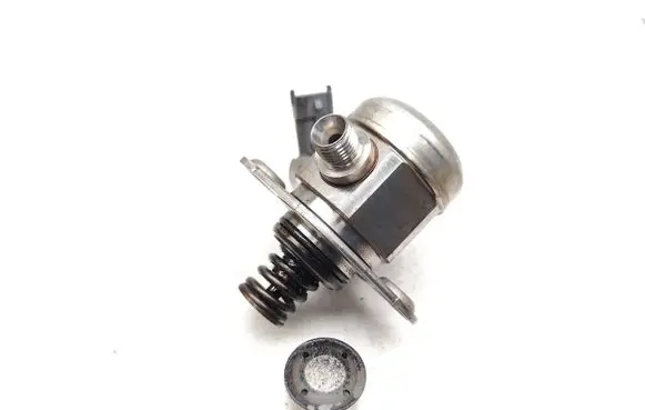Ford Focus Fuel injection high pressure pump BM5G-9D376-BB 0261520140