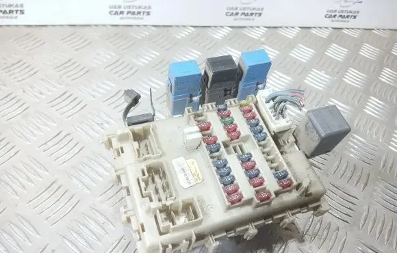 Nissan Almera Tino Fuse module 24350BU260