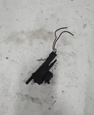 Mercedes-Benz ML W163 Valve vacuum 0025401497