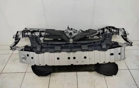 Ford Focus Radiator support slam panel 