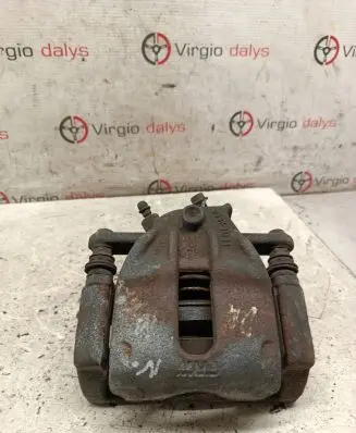 Nissan Note (E11) Front brake caliper