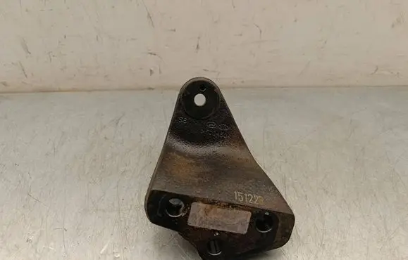 KIA Sportage Engine mounting bracket 21825D7000 151223