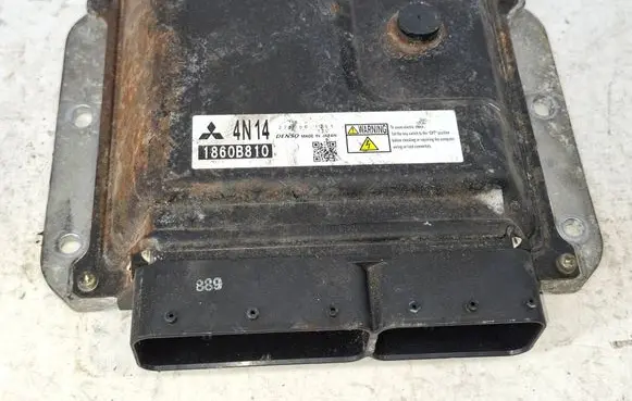 Mitsubishi Outlander Engine control unit/module 1860B810 4N14 2757001291