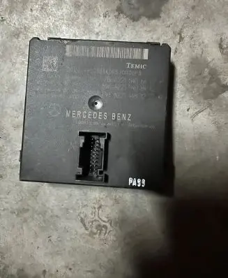 Mercedes-Benz S W221 Gateway control module A2215406462