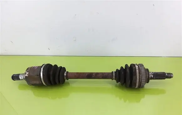 KIA Carens I Front driveshaft 